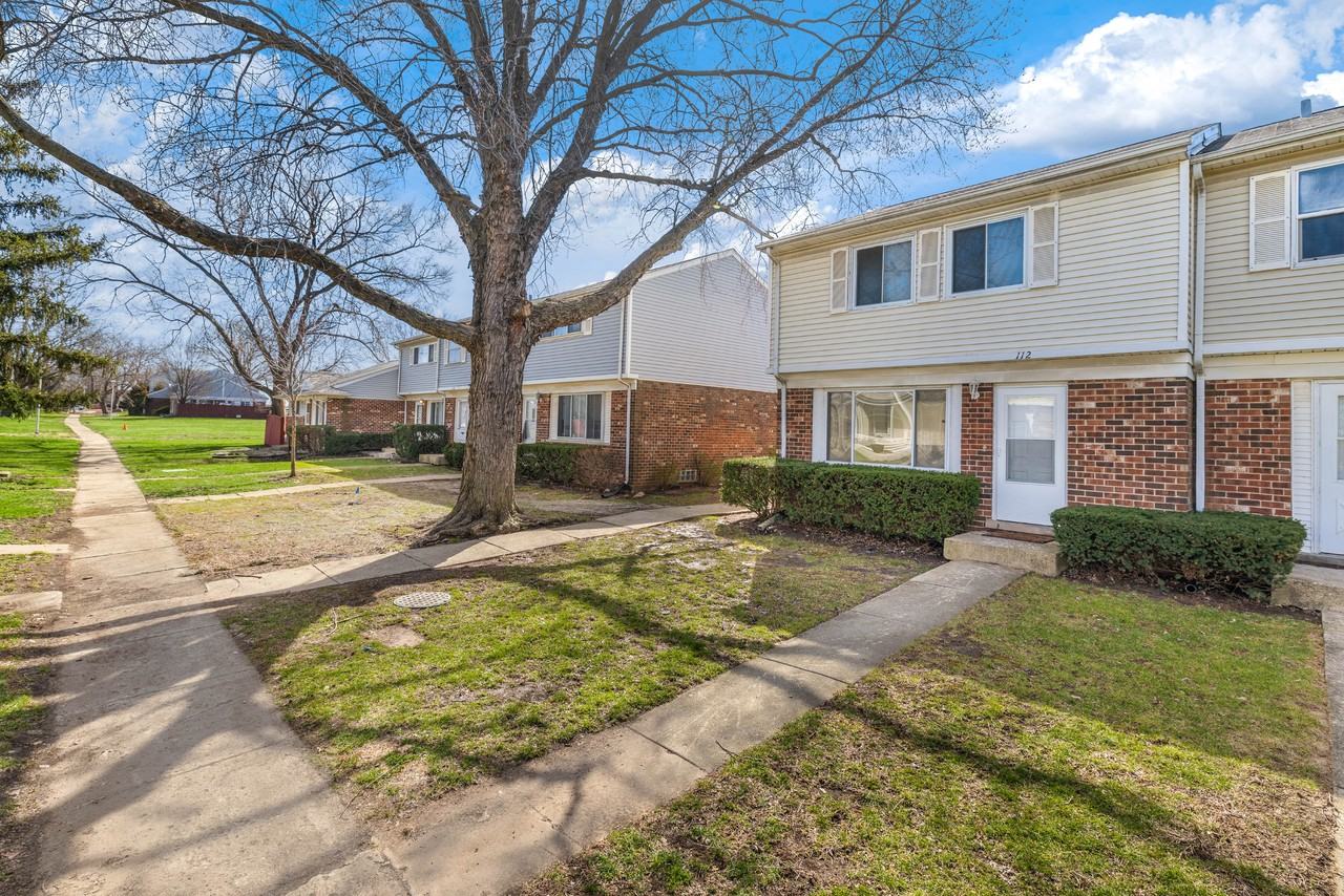 Jamestown Ln #112 - Photo 2 of 23