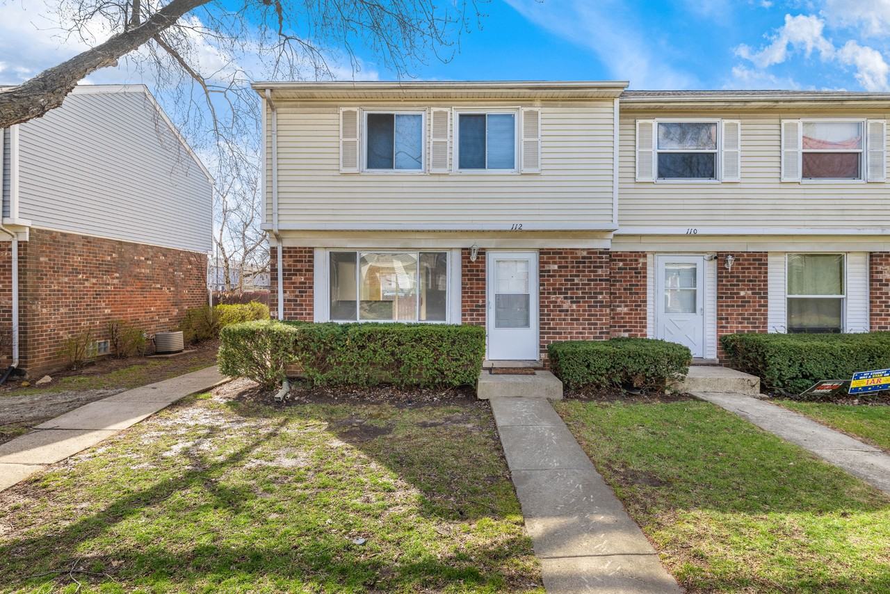 Jamestown Ln #112 - Photo 4 of 23