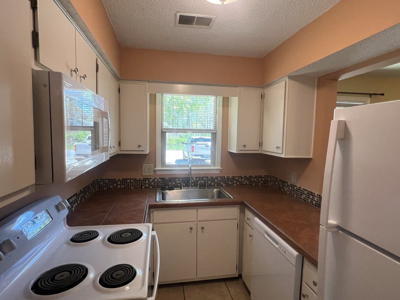 365 Wrenfield Rd #NA - Photo 4 of 13