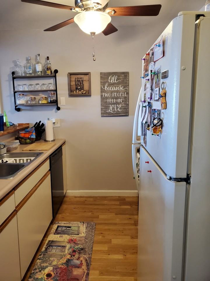 131 Hildred Dr #131 - Photo 3 of 12