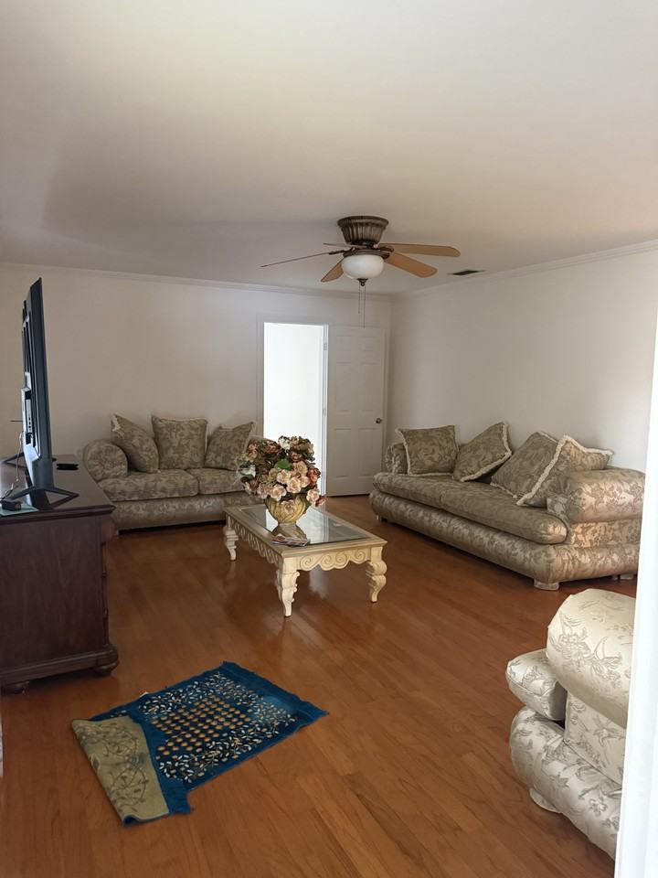 10 Massachusetts Ave #NA - Photo 2 of 9