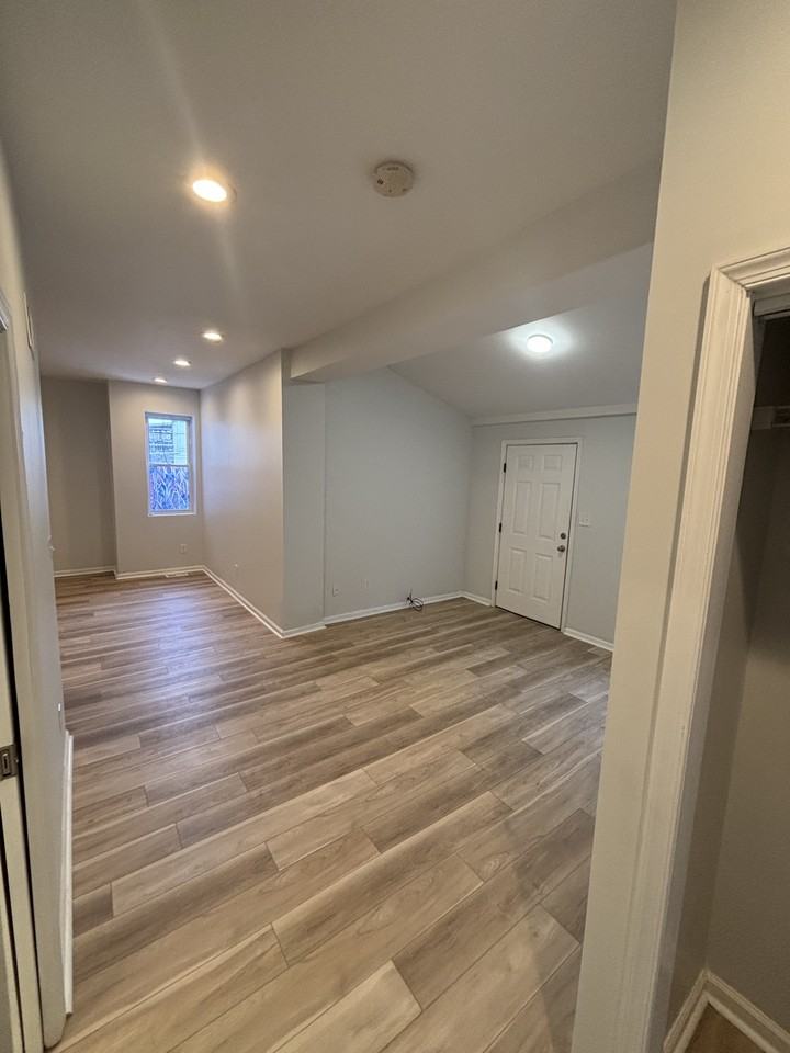 304 Holmes Rd #A - Photo 3 of 11