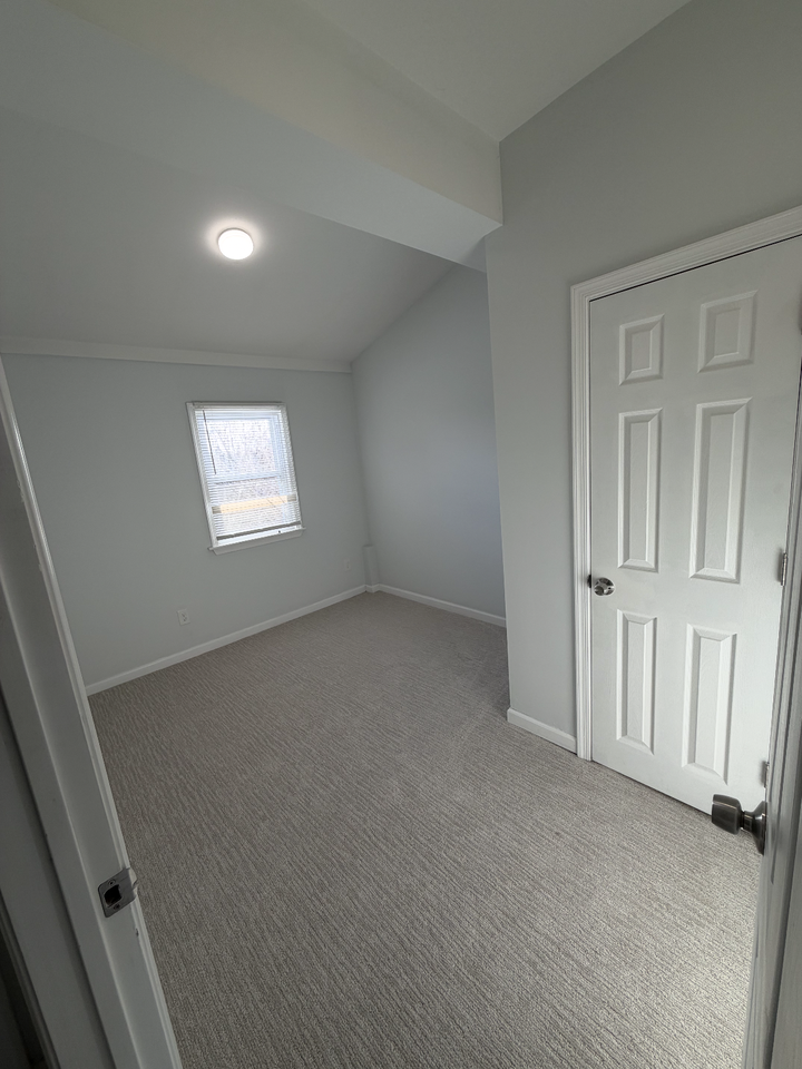 304 Holmes Rd #A - Photo 7 of 11