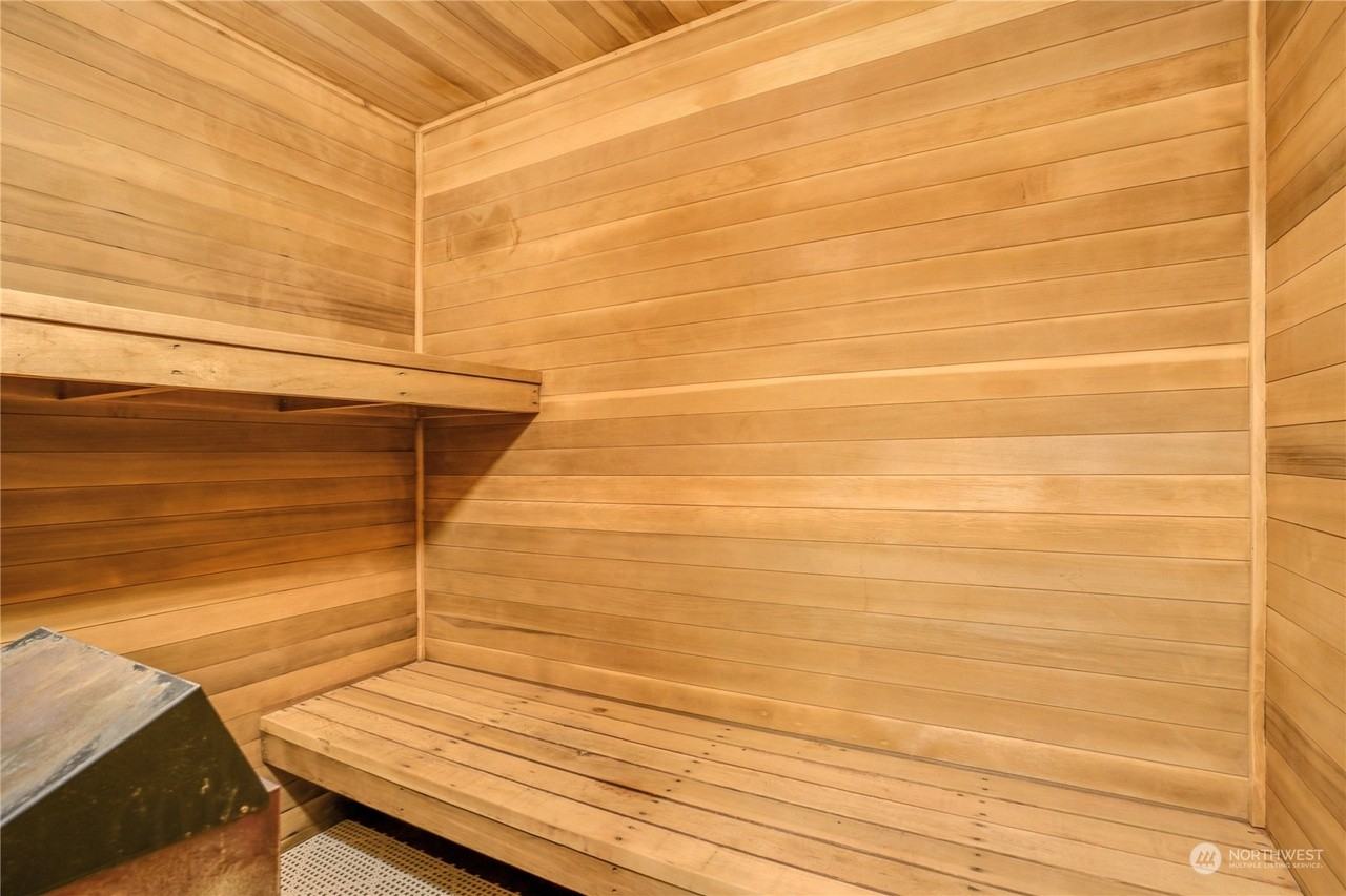 9905 Ne 124th St #NA - Photo 2 of 25