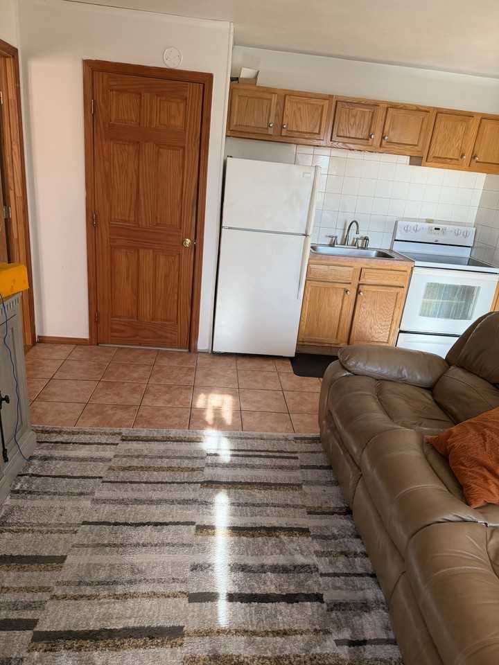 400 Buckley Rd #B - Photo 5 of 11