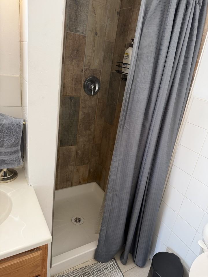 400 Buckley Rd #B - Photo 6 of 11