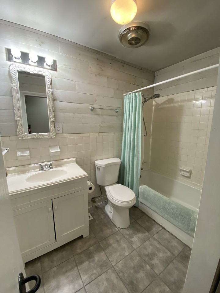 300 Prosser Rd #NA - Photo 7 of 12