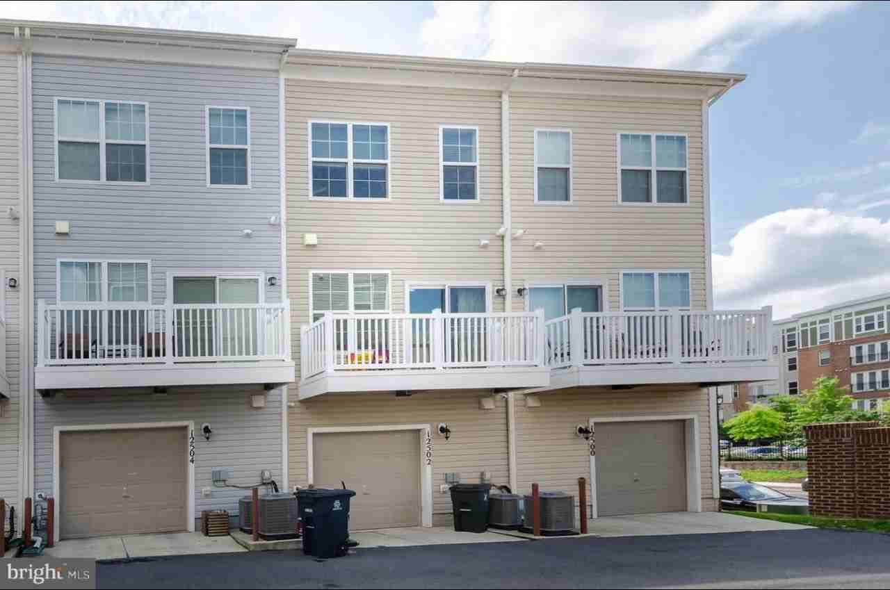 12502 Rustic Rock Ln - Photo 4 of 17