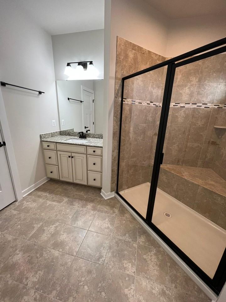 Etterbeek St #5959 - Photo 6 of 22