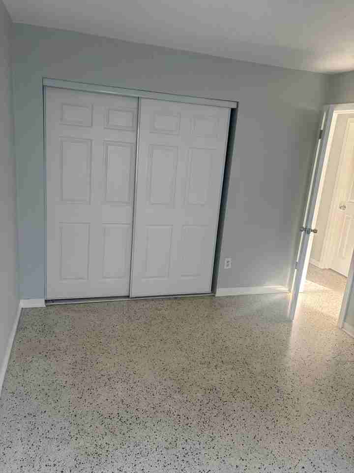 761 Sw 9th St #1 - Photo 4 of 5