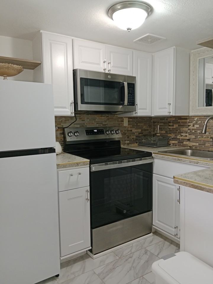 131 Water Front Way #270 - Photo 4 of 22