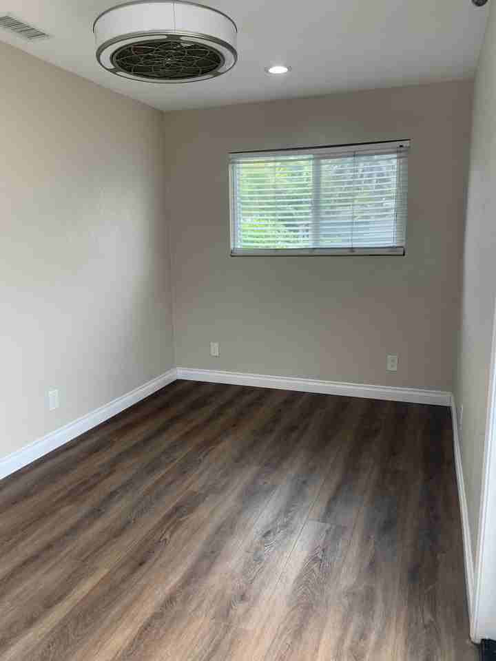 4810 Kelly Dr #1A - Photo 3 of 13