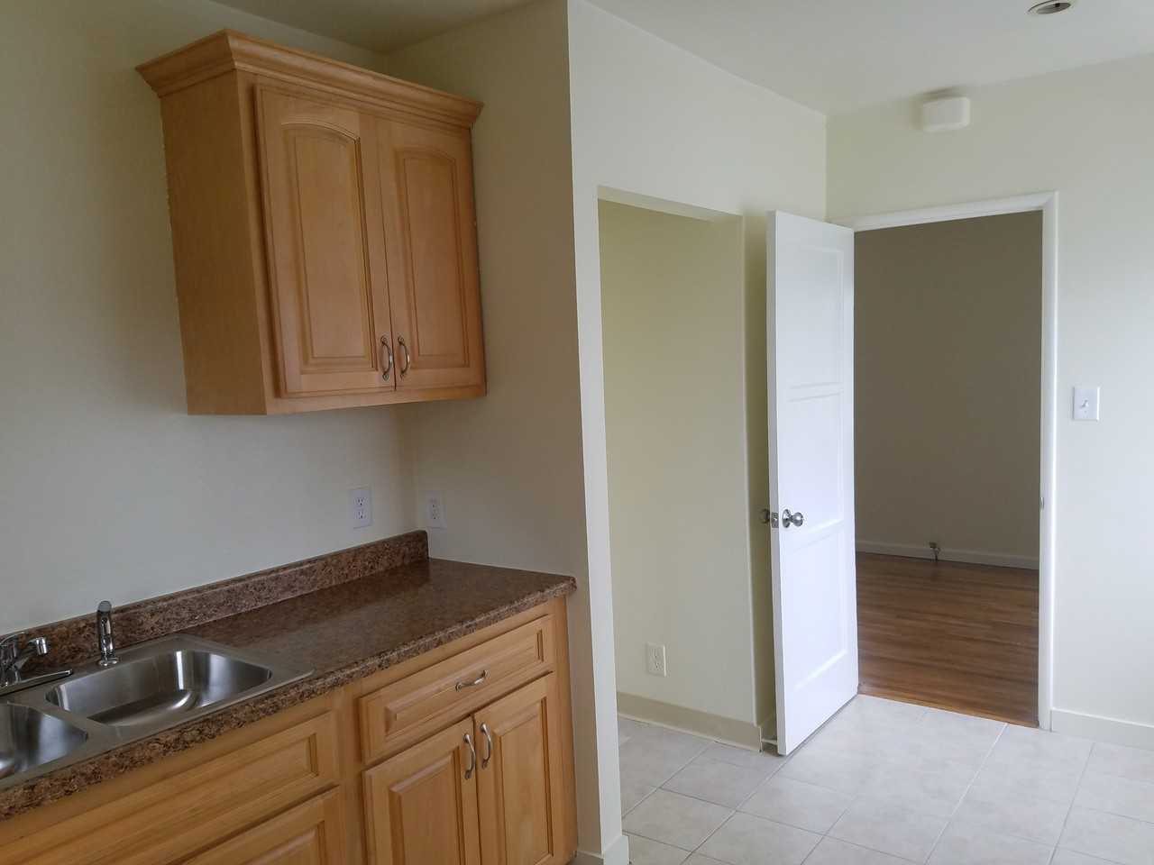 1520 Marine Ave - Photo 3 of 13