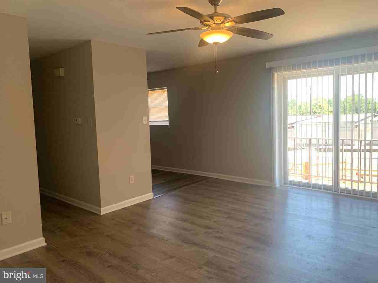 311 E 4th St #6 - Photo 2 of 7