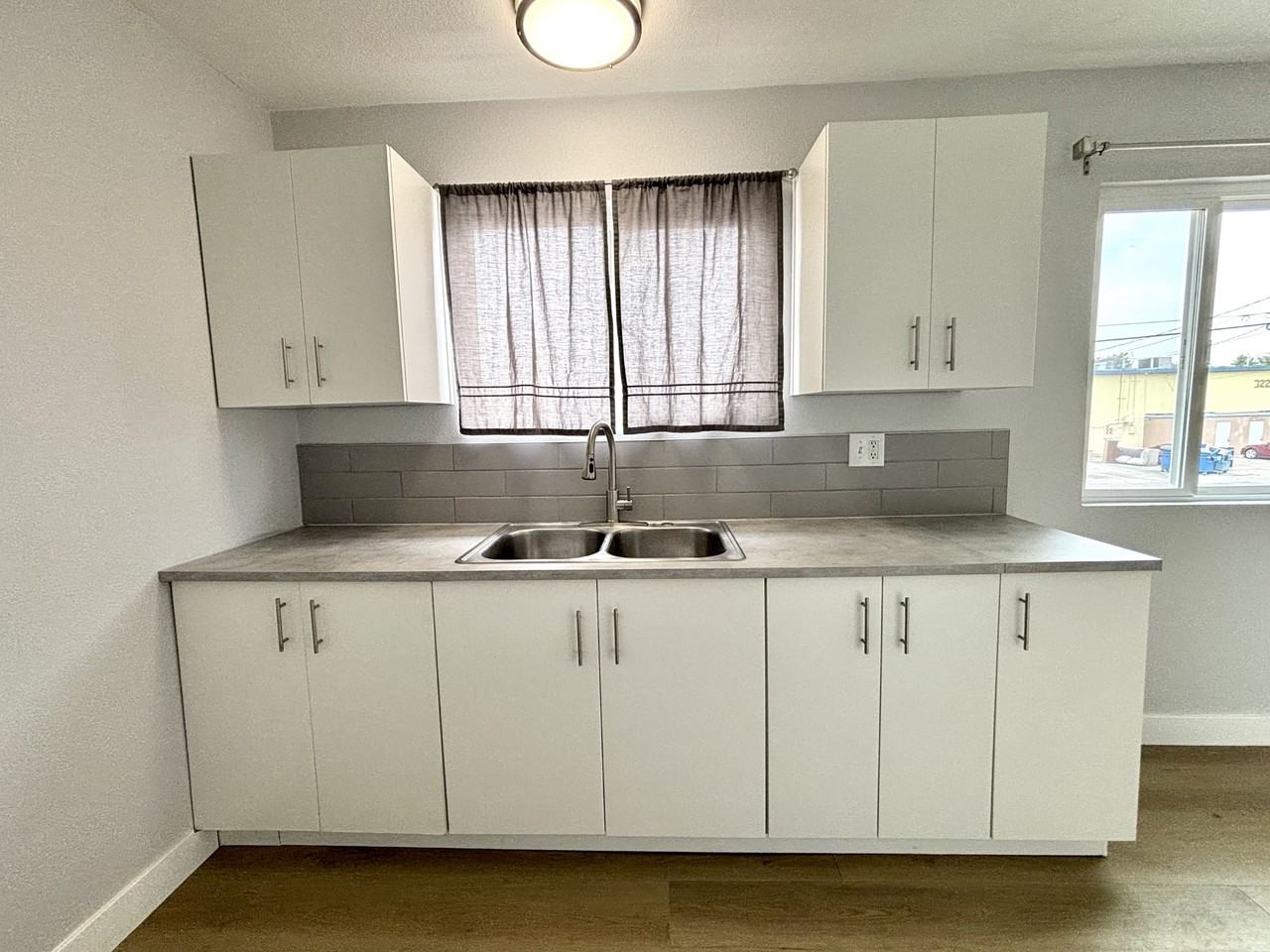 3213 Joann Way #D - Photo 4 of 12