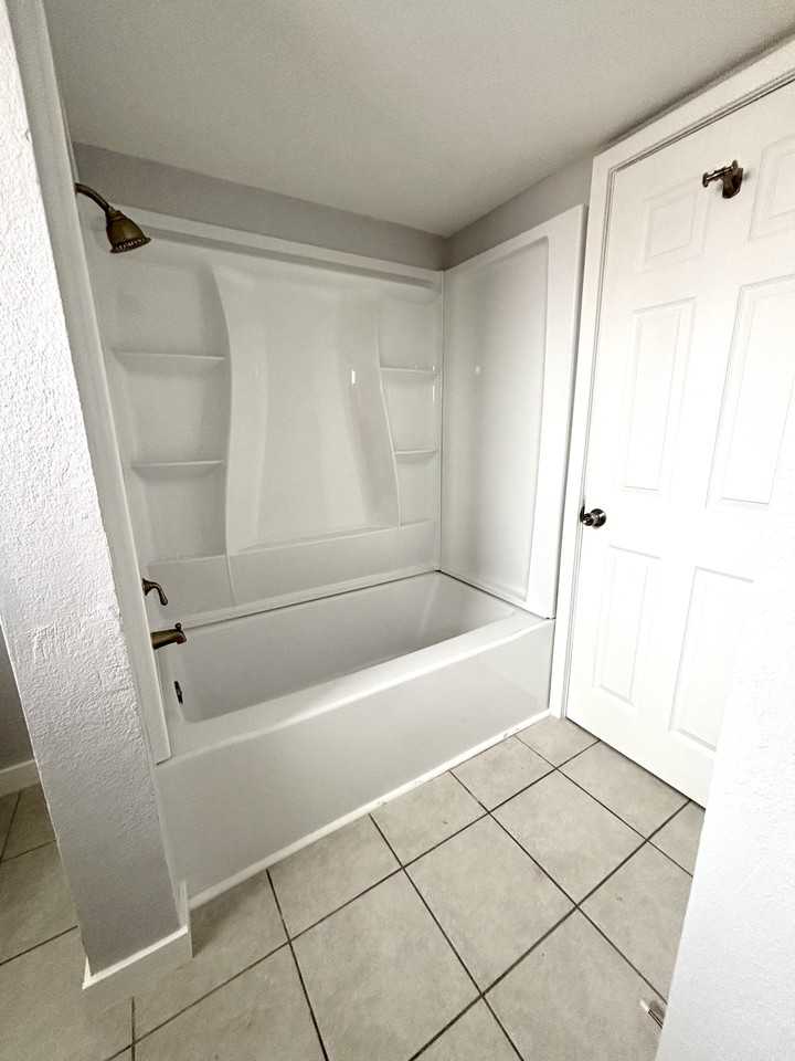 3213 Joann Way #D - Photo 7 of 12