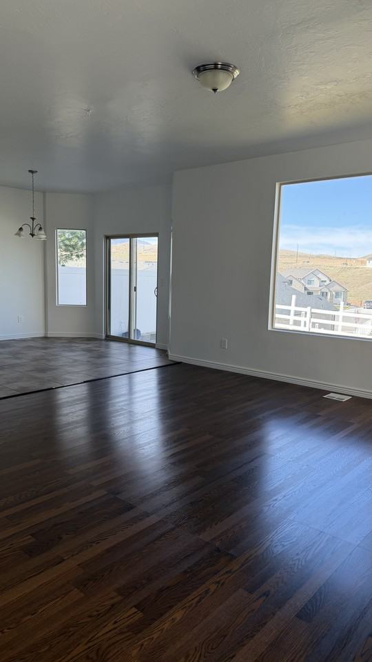 7112 W Cottage Point Dr #1 - Photo 3 of 18