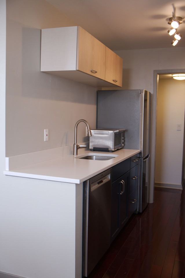 1707 N Prospect Ave #8C - Photo 7 of 18