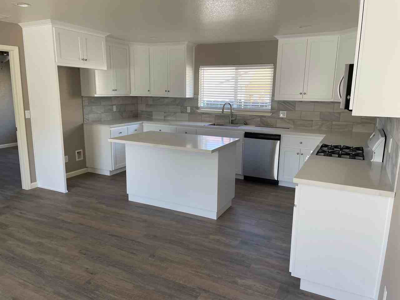 524 Elizabeth St #NA - Photo 3 of 23