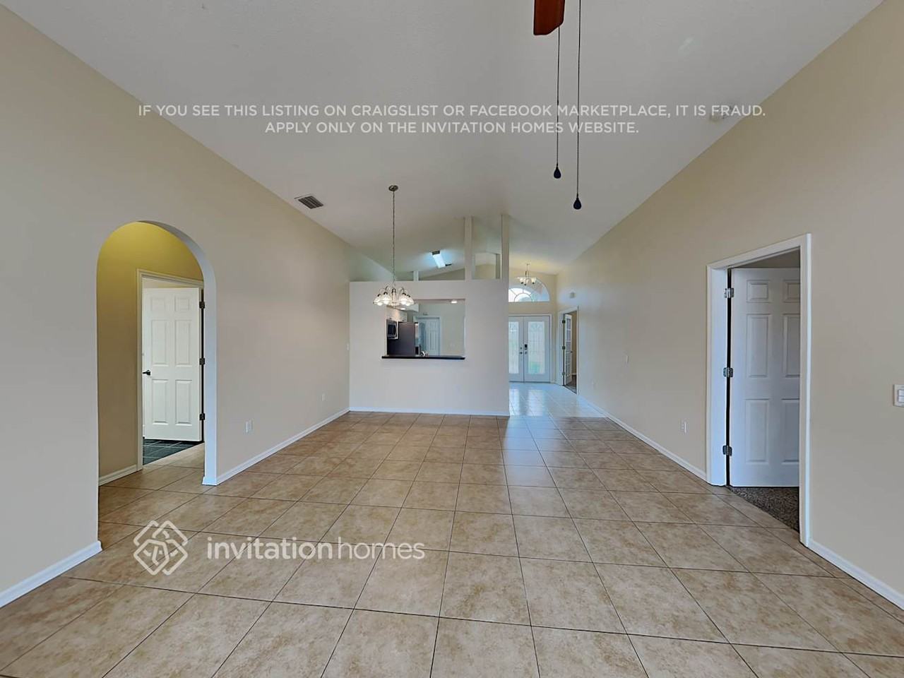 7900 Hamlet Dr - Photo 3 of 16