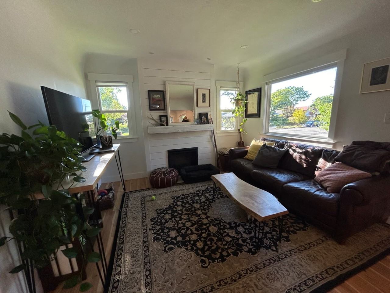 604 E Kensington Ave - Photo 4 of 15