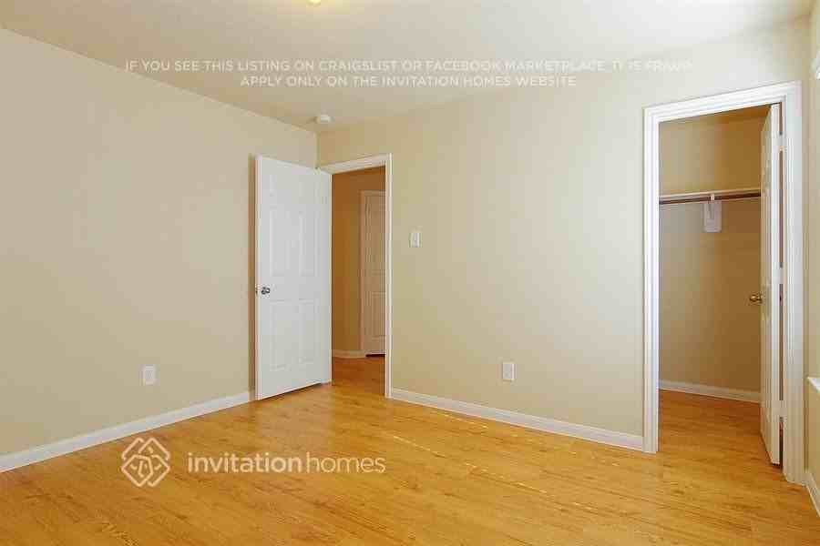 18811 Dennington Dr - Photo 7 of 13