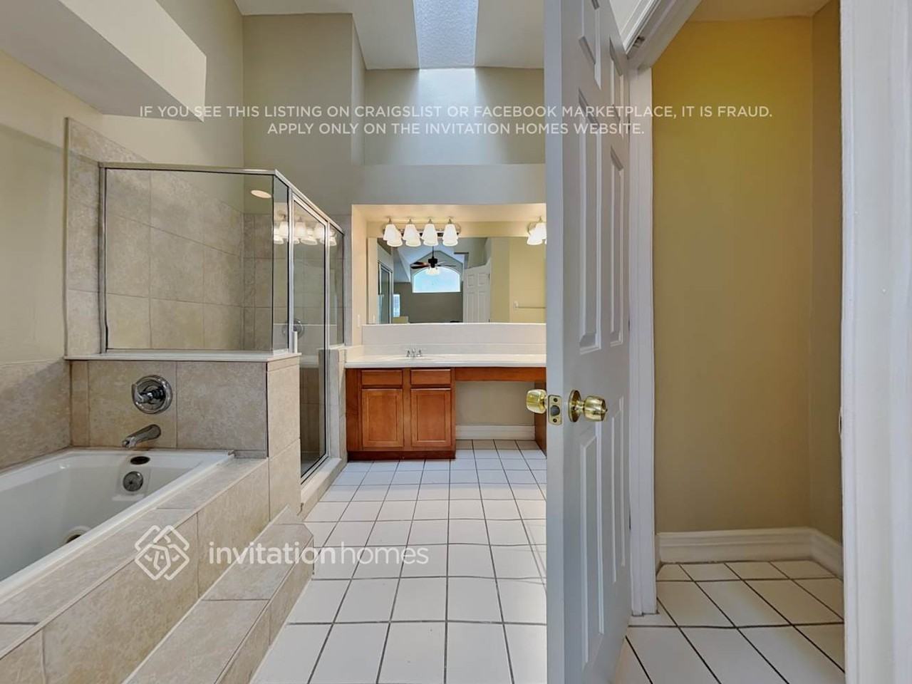 2802 Mystic Cove Dr - Photo 4 of 9