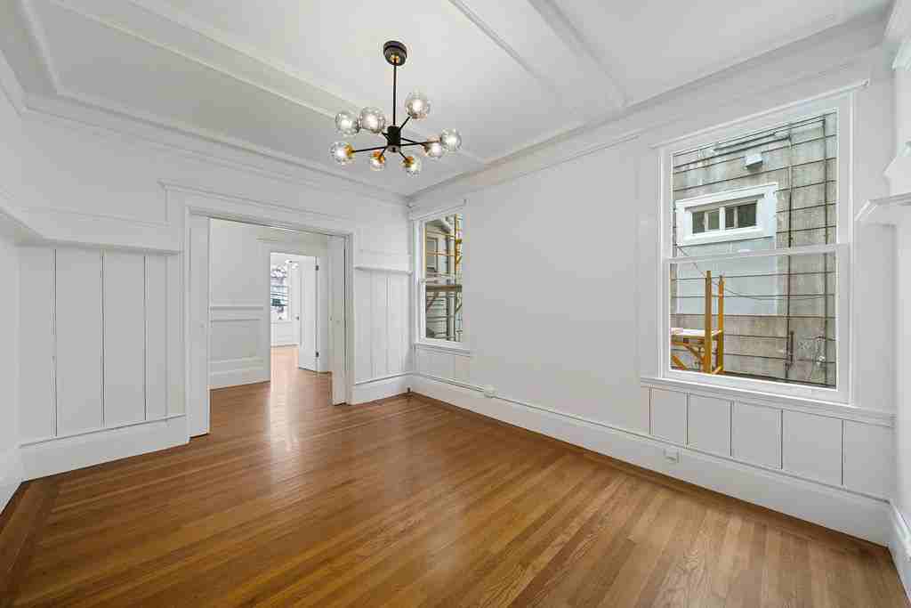 1418 Leavenworth Street #9 - Photo 4 of 22