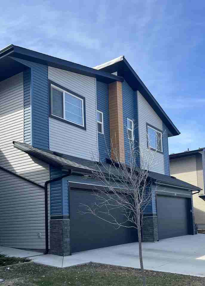 Awentia Street Townhouse - Photo 2 of 15