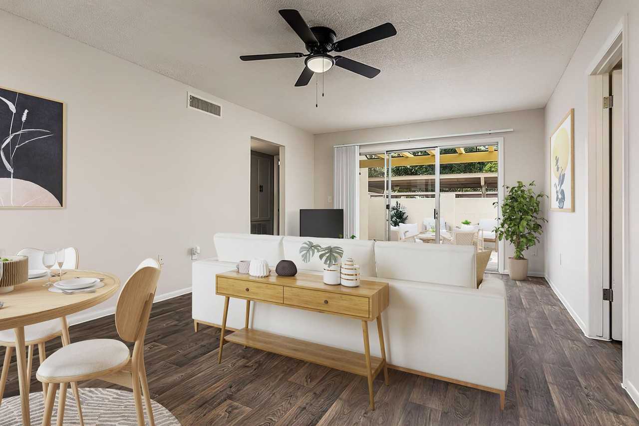 The Lennox at Tempe - Photo 3 of 14