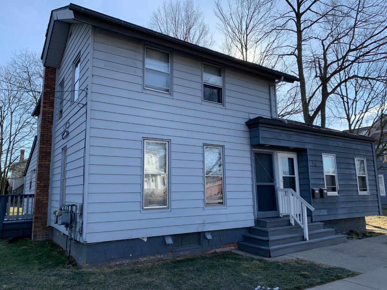 14 N River St - Photo 2 of 2