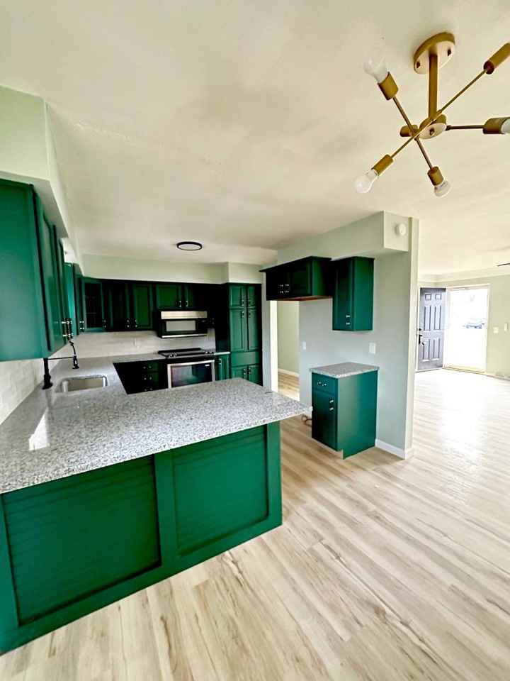 5216 Bonita Blvd - Photo 2 of 9