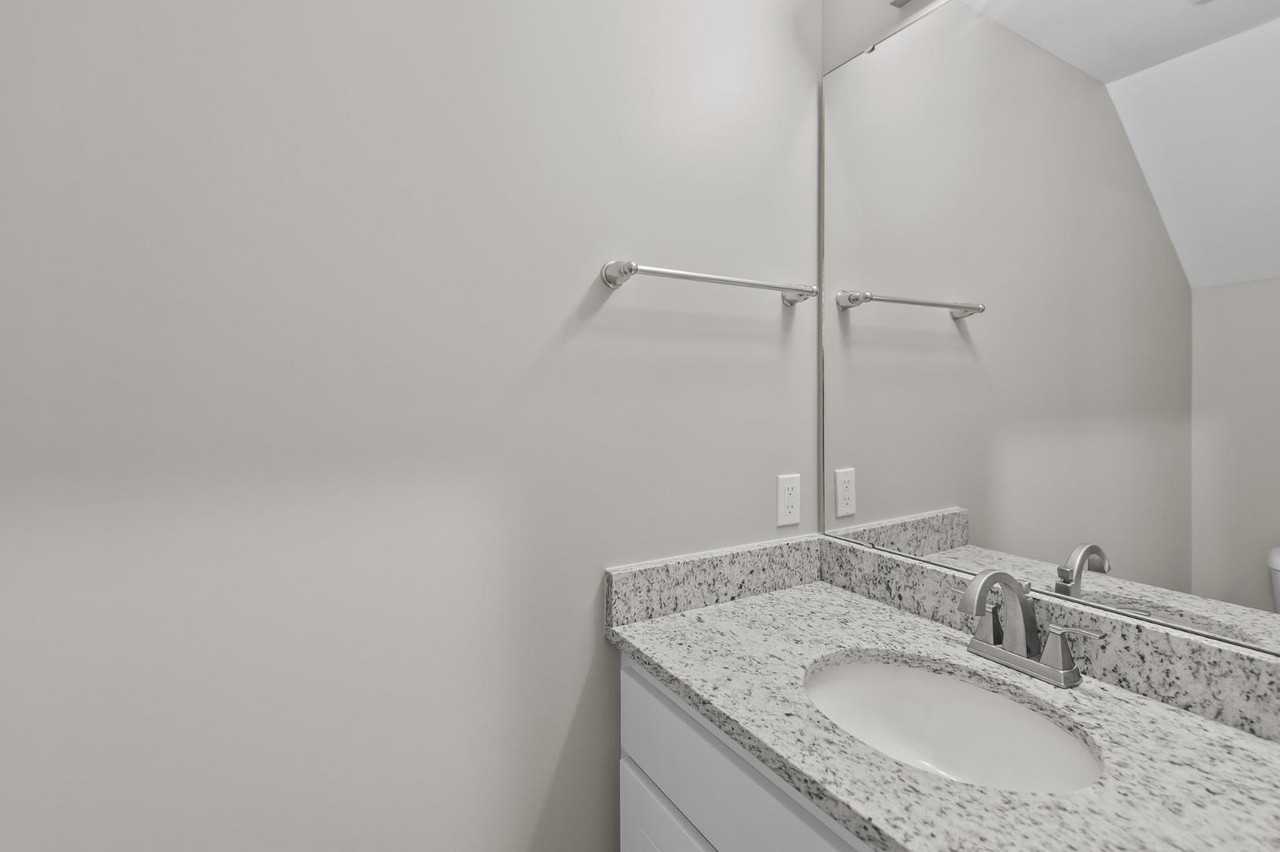 1260 Cross Creek Circle - Photo 2 of 10