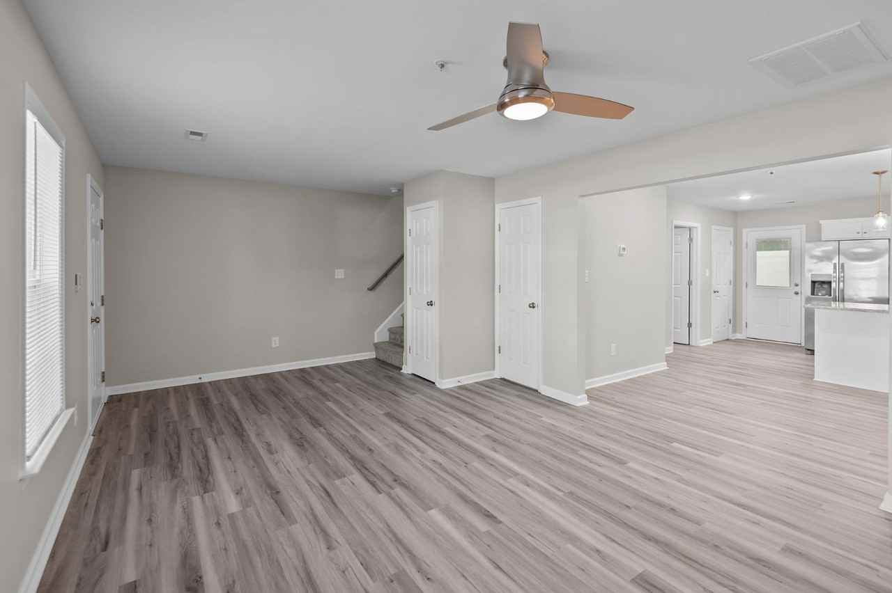 1261 Cross Creek Circle - Photo 3 of 10
