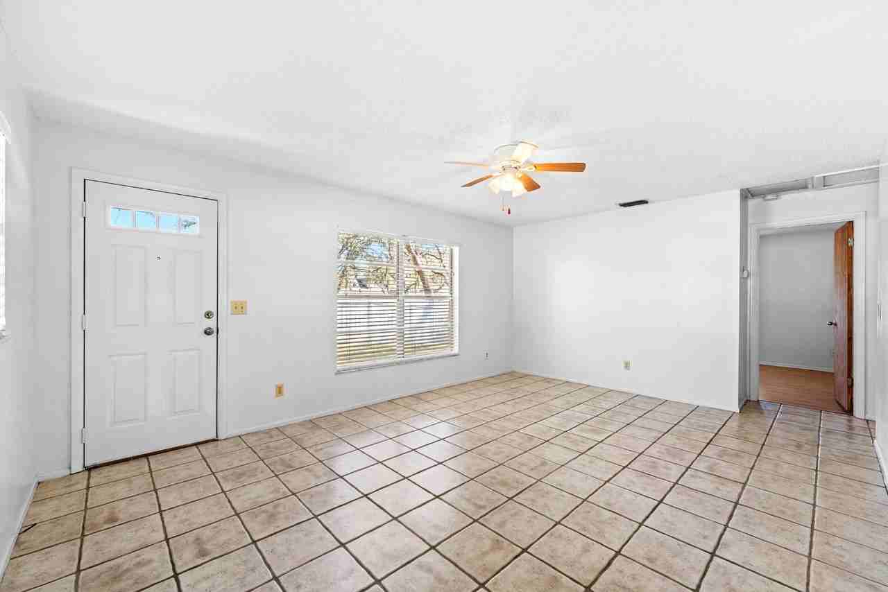 undisclosed - Photo 6 of 11