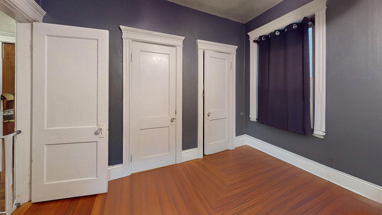 35 Westbourne Ter #1 - Photo 5 of 9