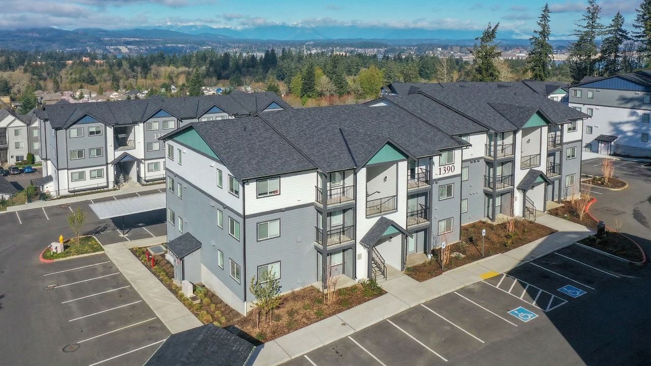 Summit Vista - Photo 6 of 17