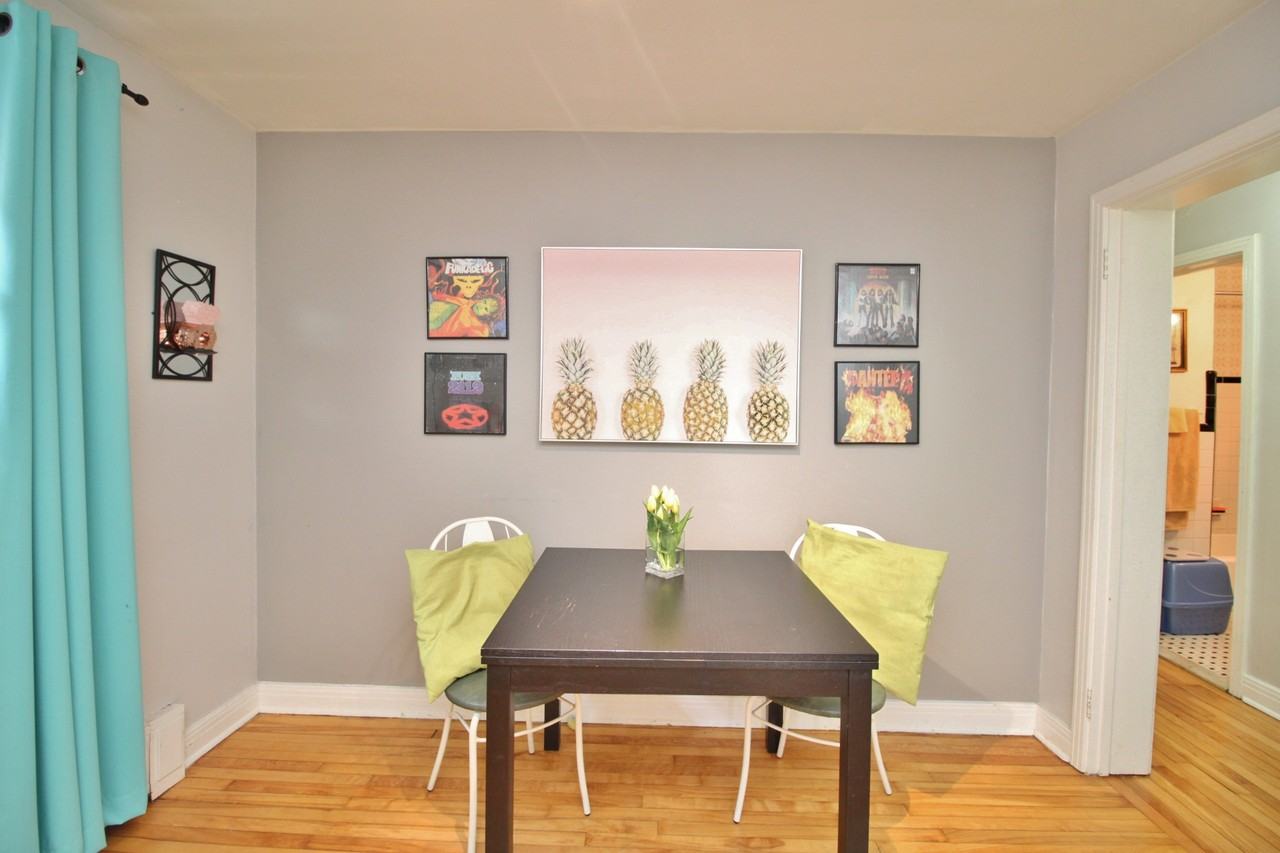 455 Echo Dr - Photo 7 of 17