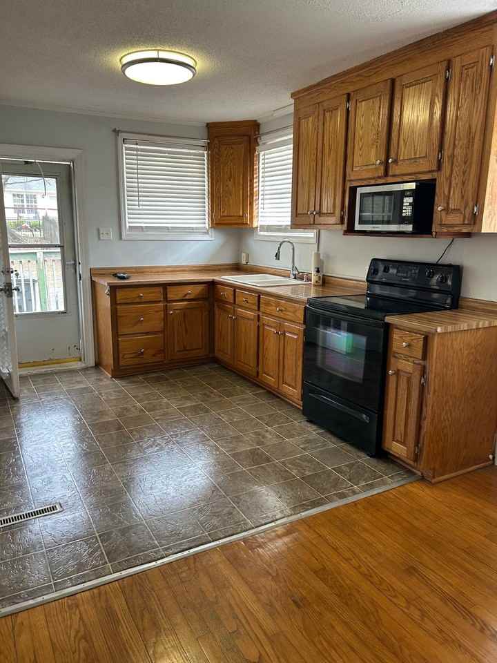 108 S Rockview Dr #1 - Photo 6 of 15