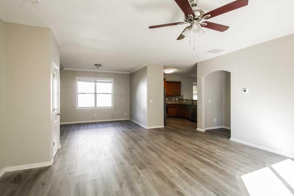 30 Inverness Ave - Photo 5 of 17