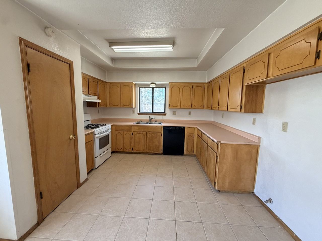 3217 Red Sails Dr #1 - Photo 2 of 24