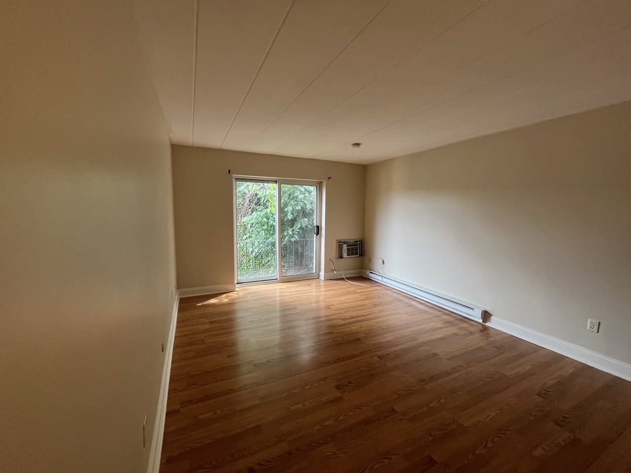 151 Robinson St #43 - Photo 6 of 22