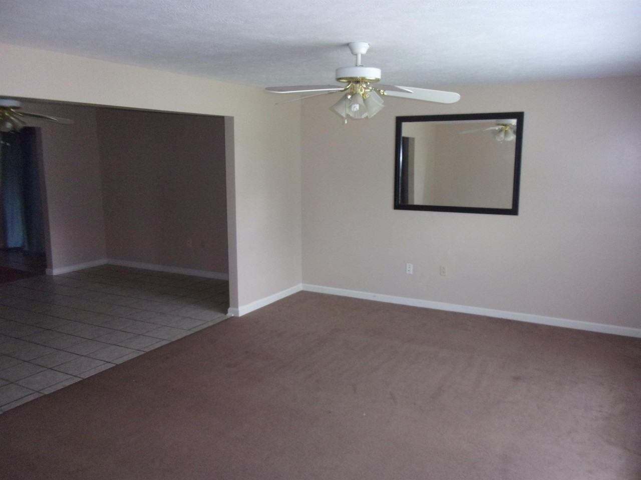 1536 Briarwood Cir #1 - Photo 5 of 17