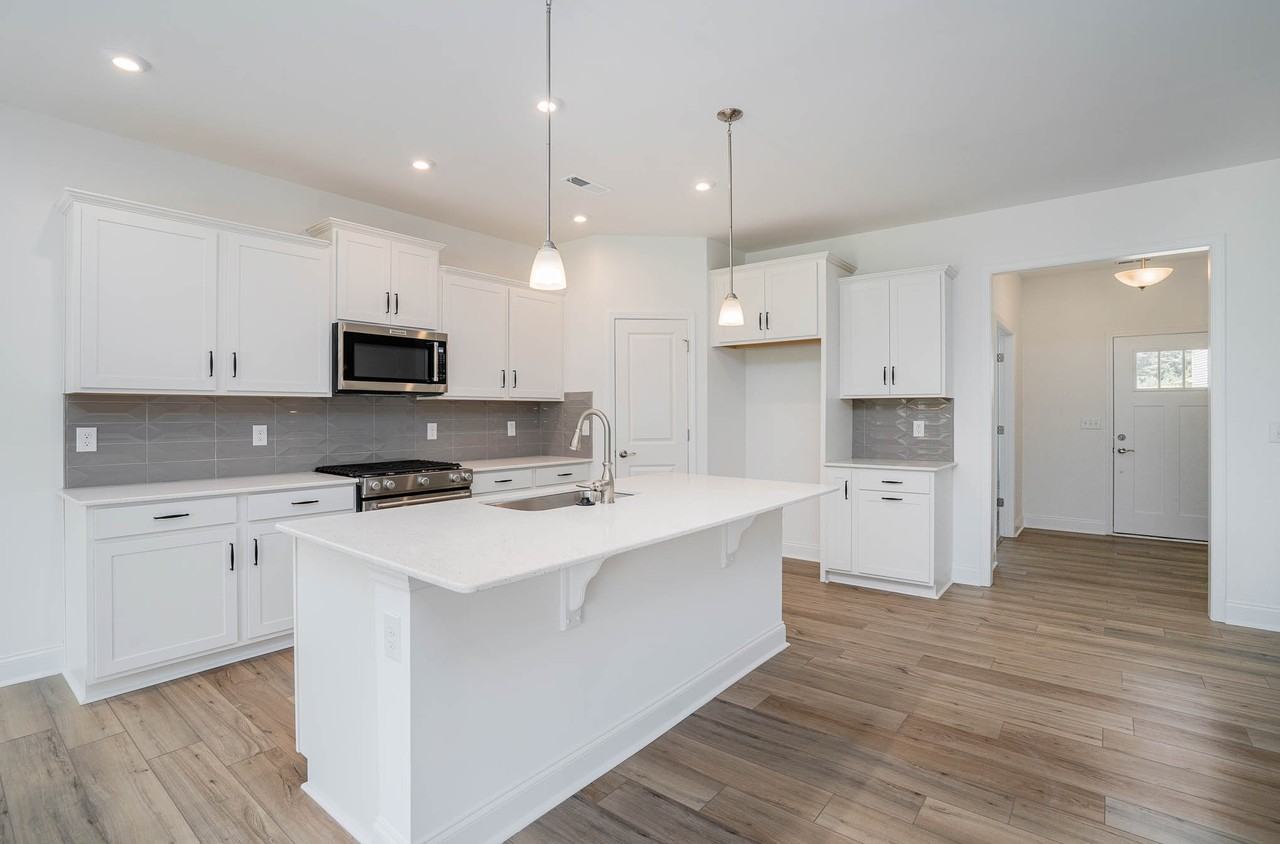 19225 Yellow Birch Dr #1 - Photo 5 of 21