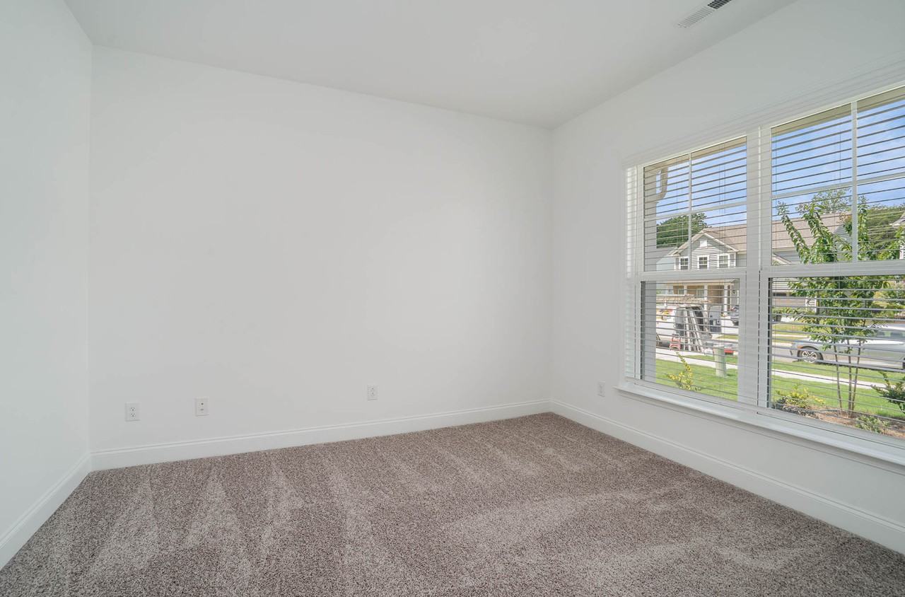 19225 Yellow Birch Dr #1 - Photo 7 of 21