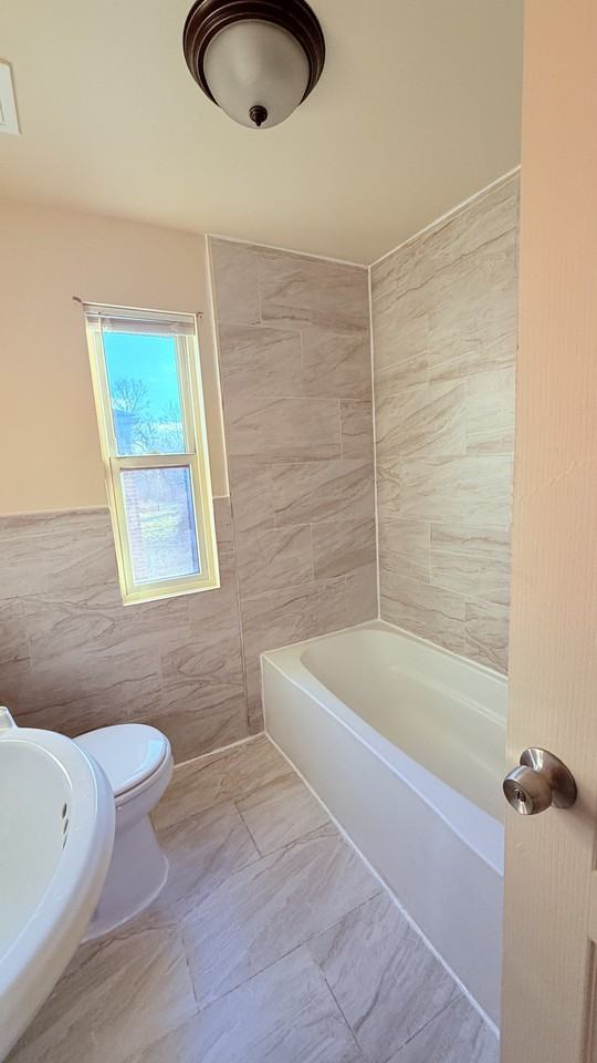 20619 W Chicago St #0 - Photo 5 of 10