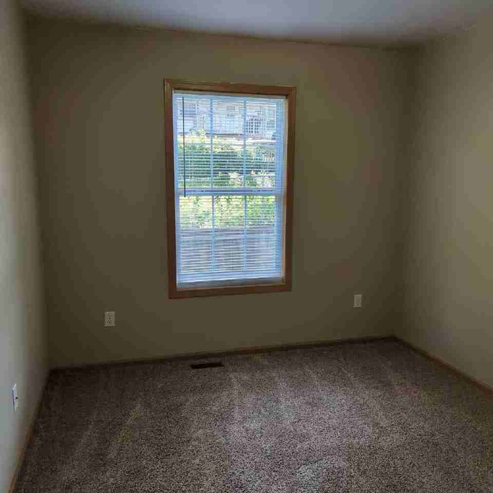 408 Ming St #C - Photo 6 of 7