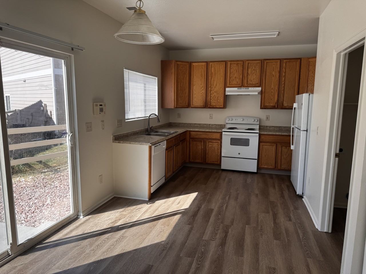 134 S Elkhart St - Photo 3 of 13