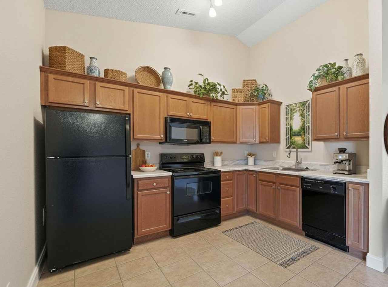 Suncrest Village - Photo 2 of 29