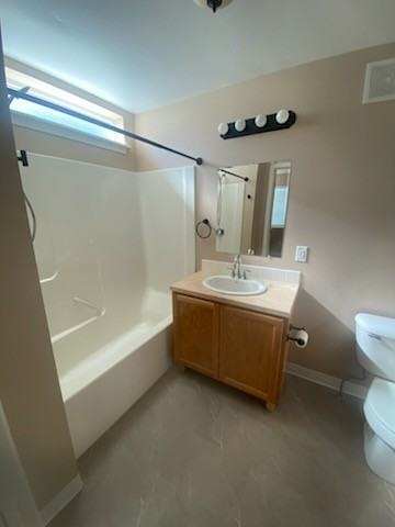 712 Oakmont Rd #4 - Photo 7 of 11